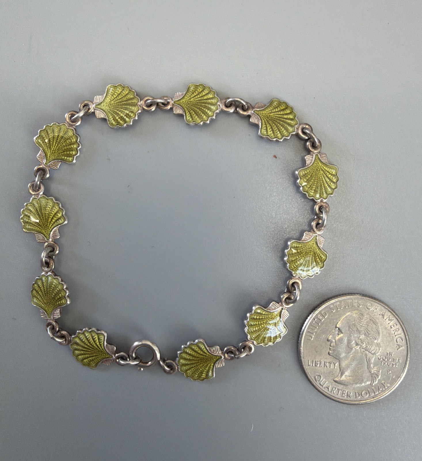 VOLMER BAHMER Denmark Sterling Silver 925 Lime Green Enamel SeaShell Bracelet