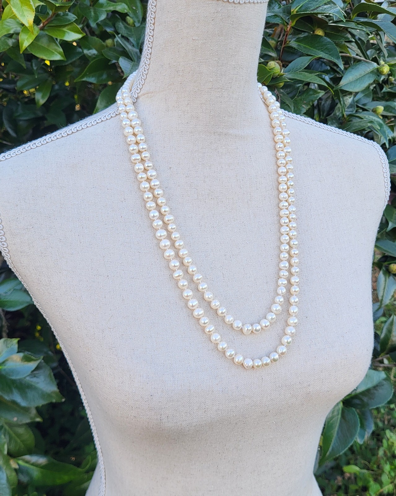 Vintage 52″ Long Single Strand 7-8mm Off White Pearl Necklace June Birthstone