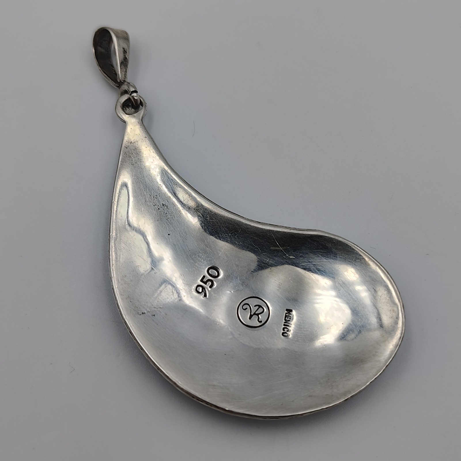 Vintage 950 Silver VR Mexico Teardrop Shaped Floral Design Pendant