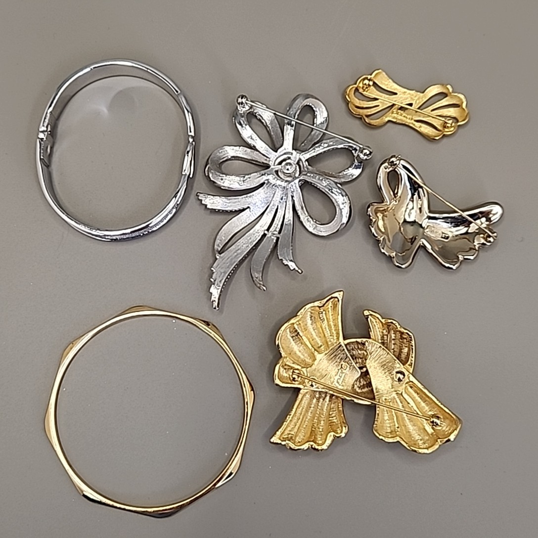 Vintage Monet Brooch Bracelet Lot of 6 Ribbons Hinged Bangle