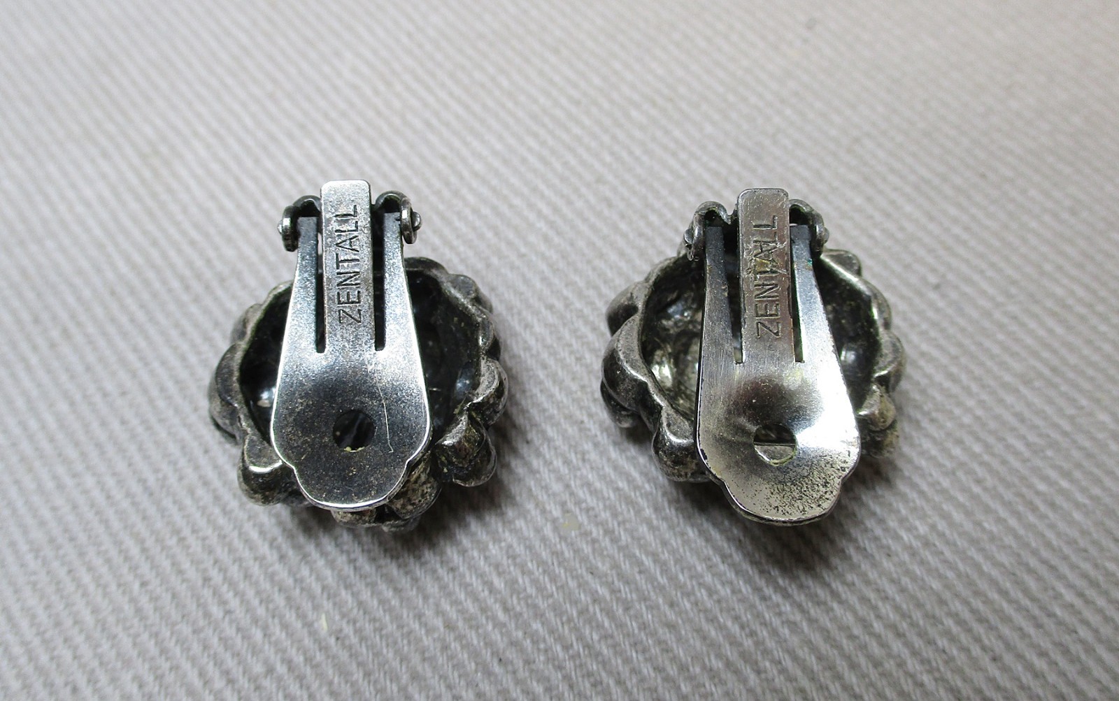 Vintage MCM Robert Zentall Silver Tone Modernist Brutalist Clip On Earrings