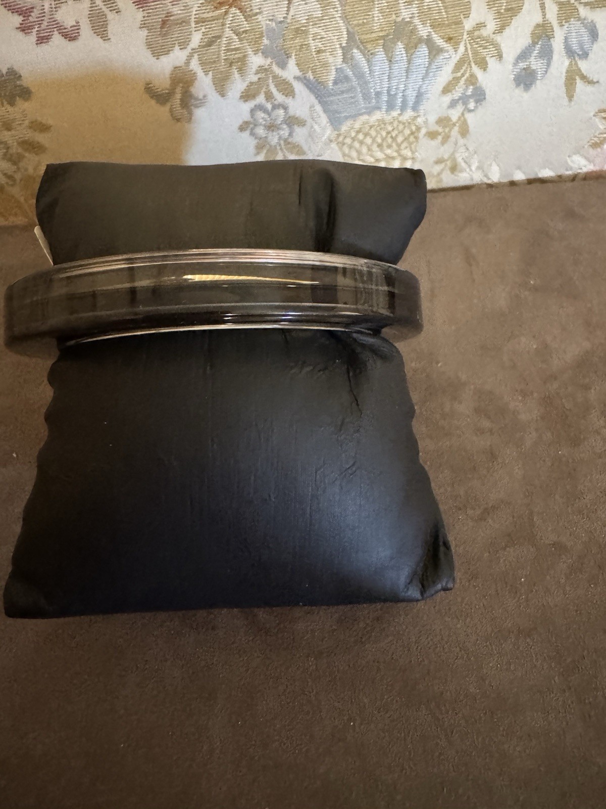 Authentic Vintage Gucci Black & Clear Lucite Bangle Bracelet New With Tags