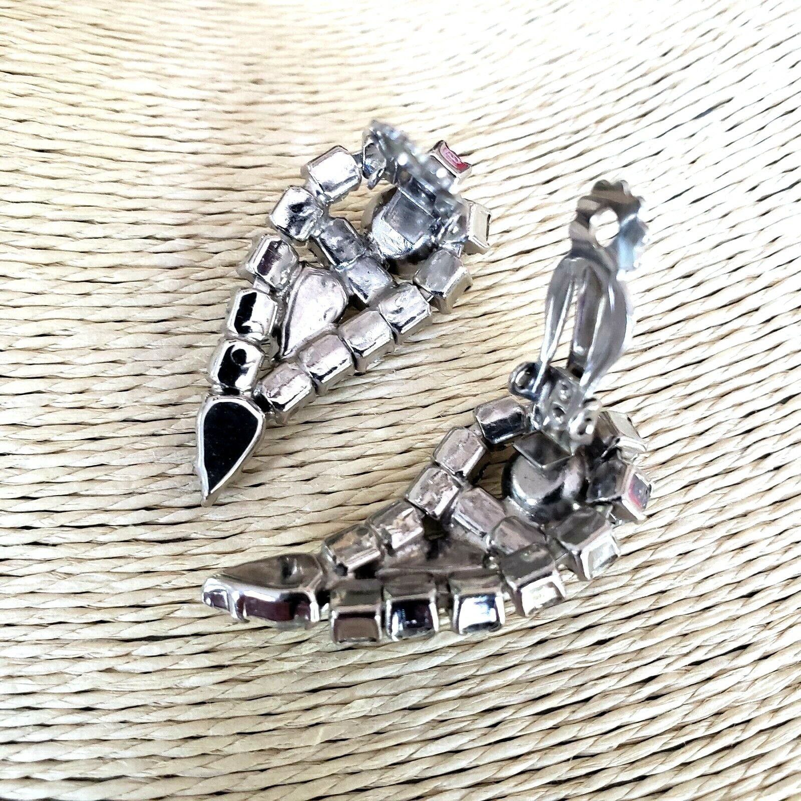 La Roco LaRoco Clear Rhinestone Clip Icy Earrings Paisley Teardrop Signed VTG