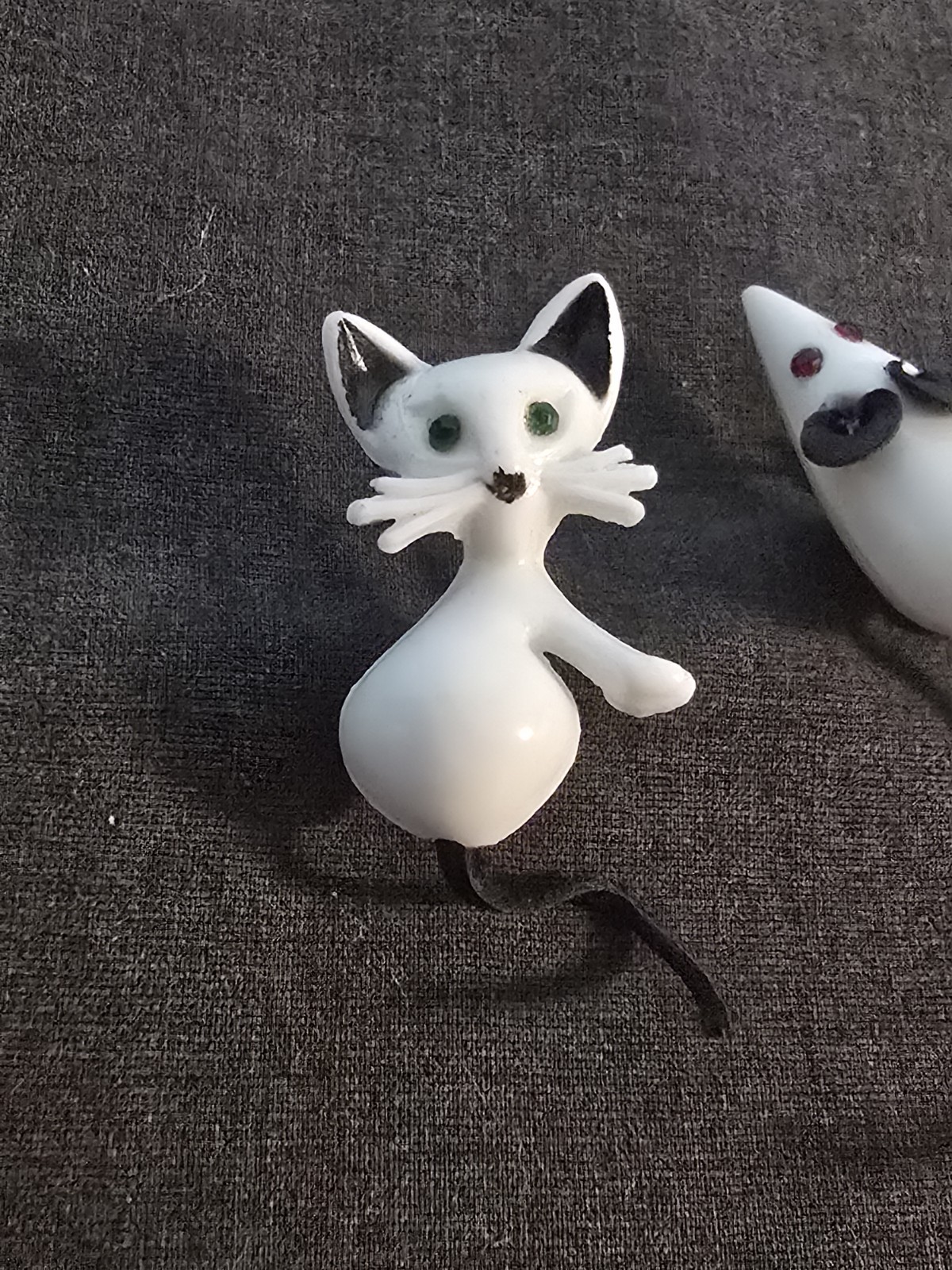 Set Of Vtg White Cat & Mouse Brooch Pins Plastic Rhinestone & Leather