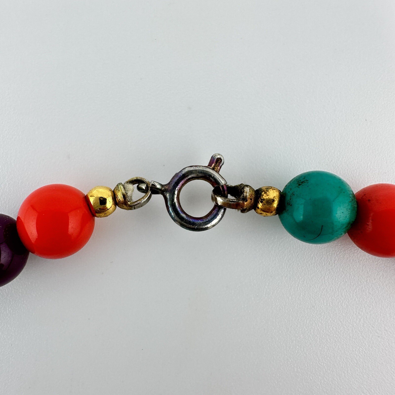 Vintage 1990s Vivid Multicolor Acrylic Bead Gold Tone 19” Necklace