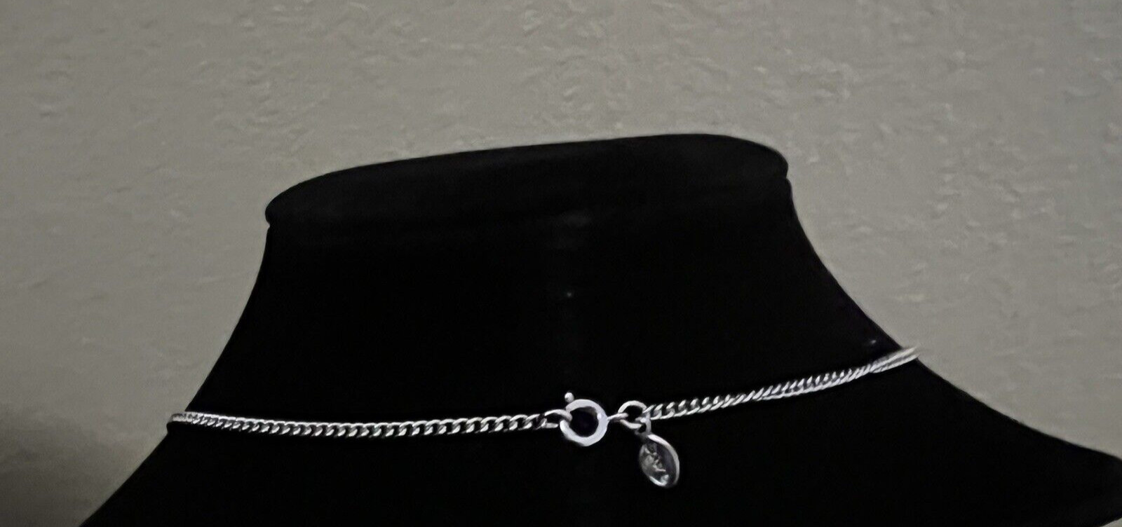 Avon 1976 Crystal Palace Silver Tone Necklace Light Blue Clear Rhinestones 20″