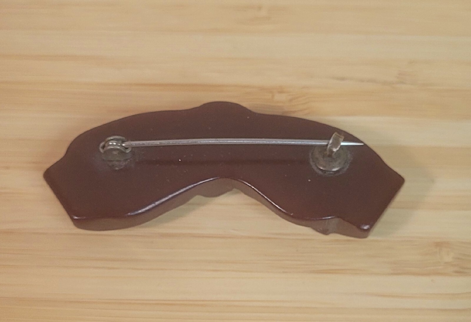 Vintage Bakelite Pin Brooch Redish-Brown