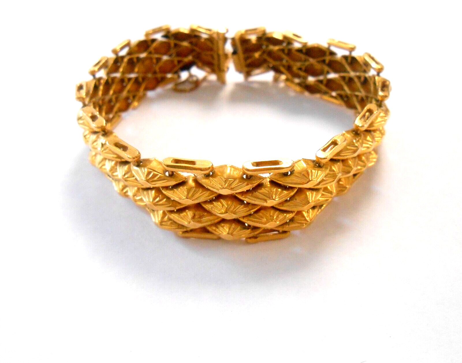 Fabulous Vintage Hand Made 18K Solid Yellow Gold Wide Link Bracelet 7 3/4 x 5/8