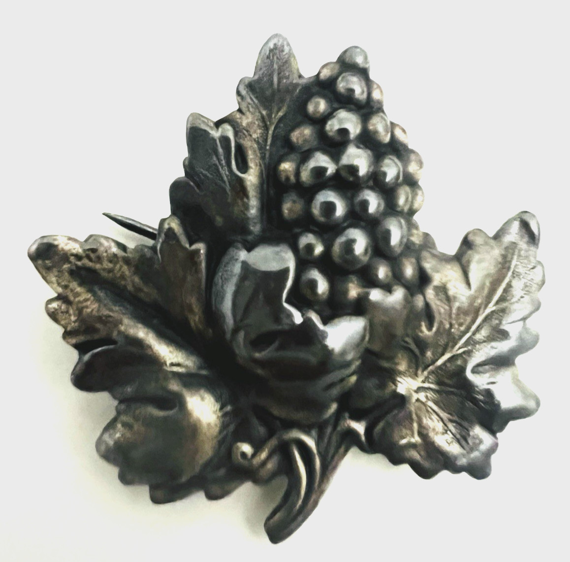 Vintage Grape Cluster Brooch Silver Tone Leaves Figural Jewelry Pin