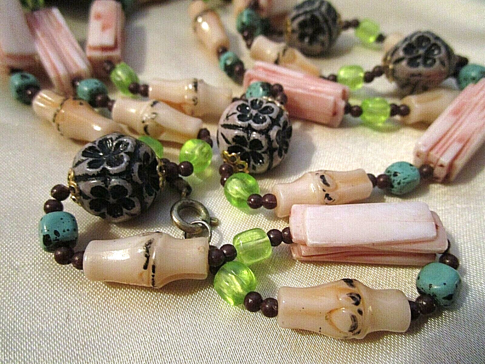 UNIQUE VINTAGE Multi-Bead NECKLACE: PLASTIC TIKI BAMBOO- CERAMIC FLOWER POWER+
