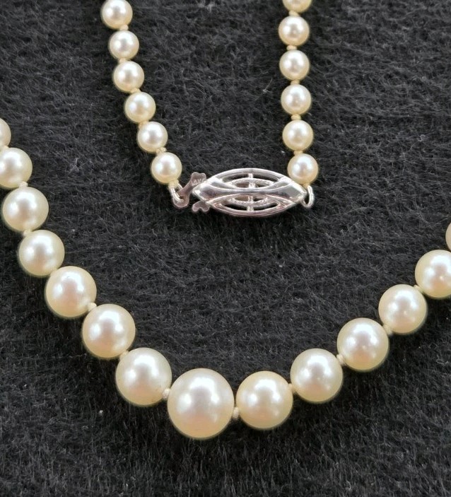 Vintage 14k White Gold Graduated Pearl Necklace 19” Fish Hook Clasp Hand Knotted