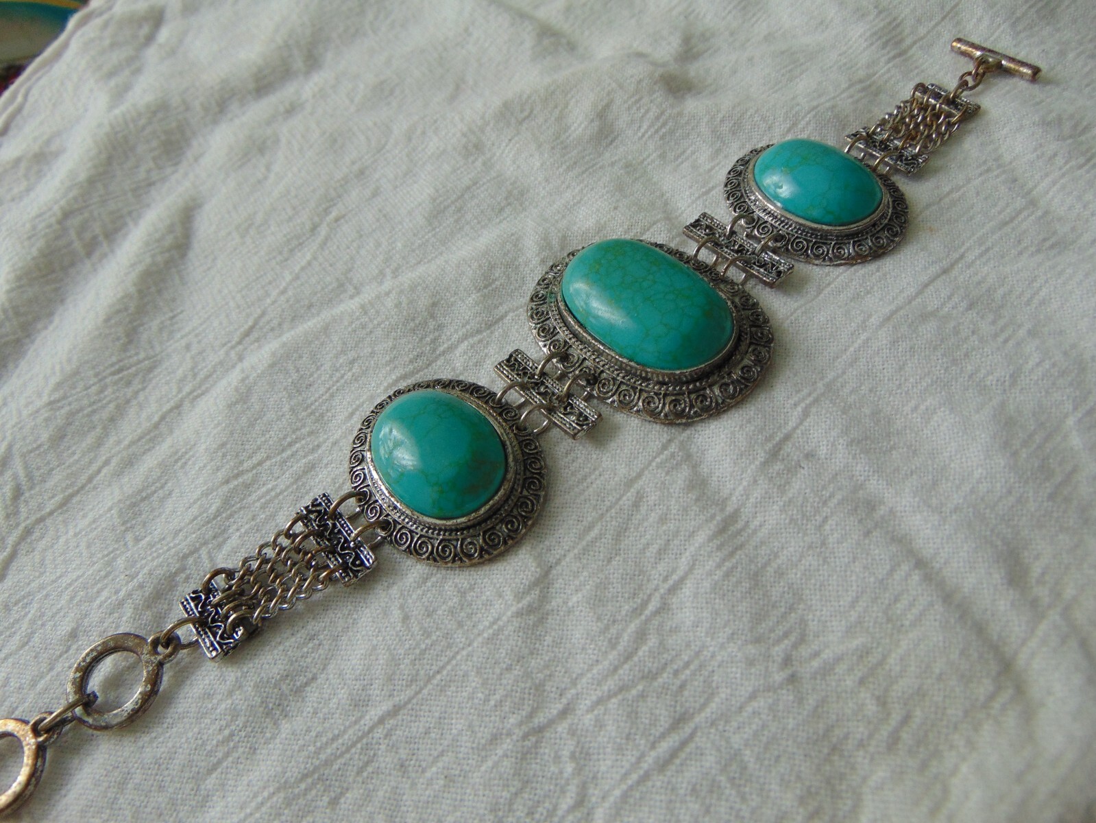 vintage silver blue oval stones toggle closure bracelet Southwest look