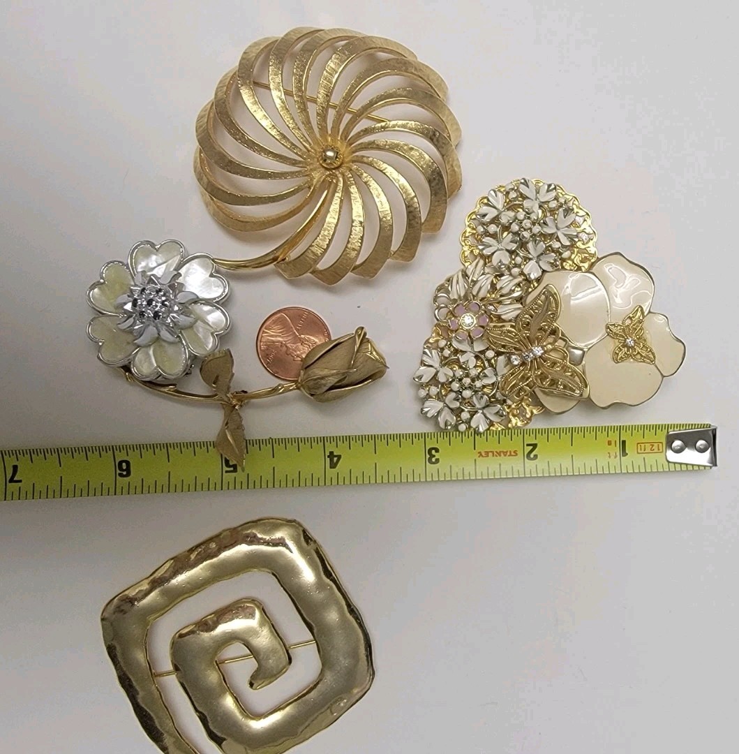 Lot of 5 Vintage Designer Costume Jewelry Brooches & Scarf Clip Signed