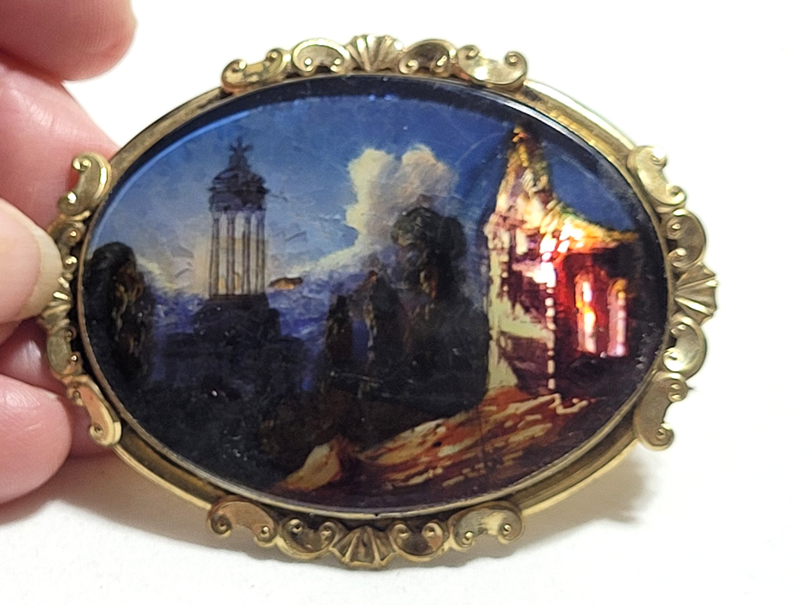 Antique Lane’s Royal Pearl Glass Landscape Brooch Gifted May 1881 Original Box