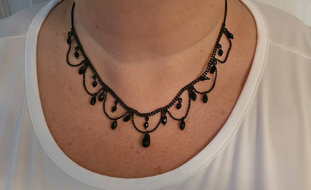 Black Beaded Necklace With Adjustable Lobster Claw Clasp Vintage