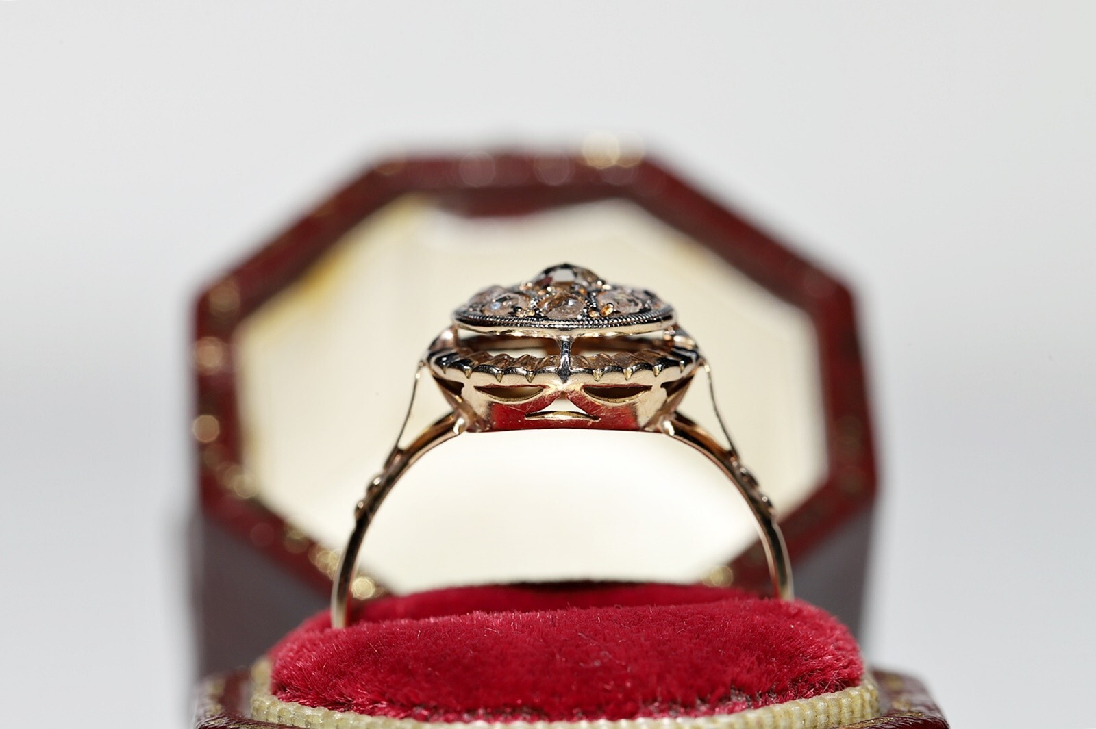 Antique Circa 1920s 18k Gold Natural Rose Cut Diamond Decorated Ring