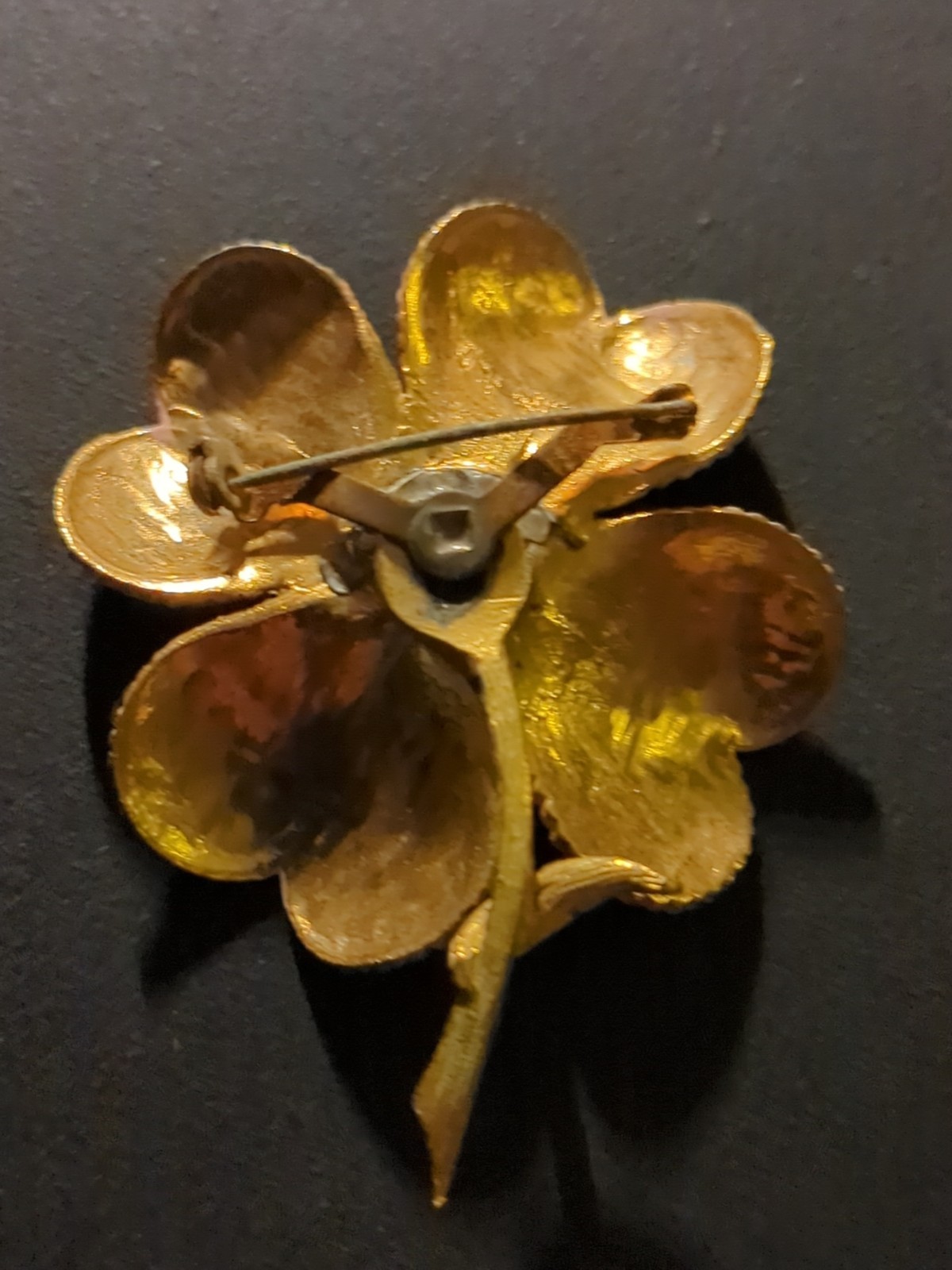 Vtg Heart Petal Flower Brooch Gold Filigree Pink Center ART Arthur Pepper Pin
