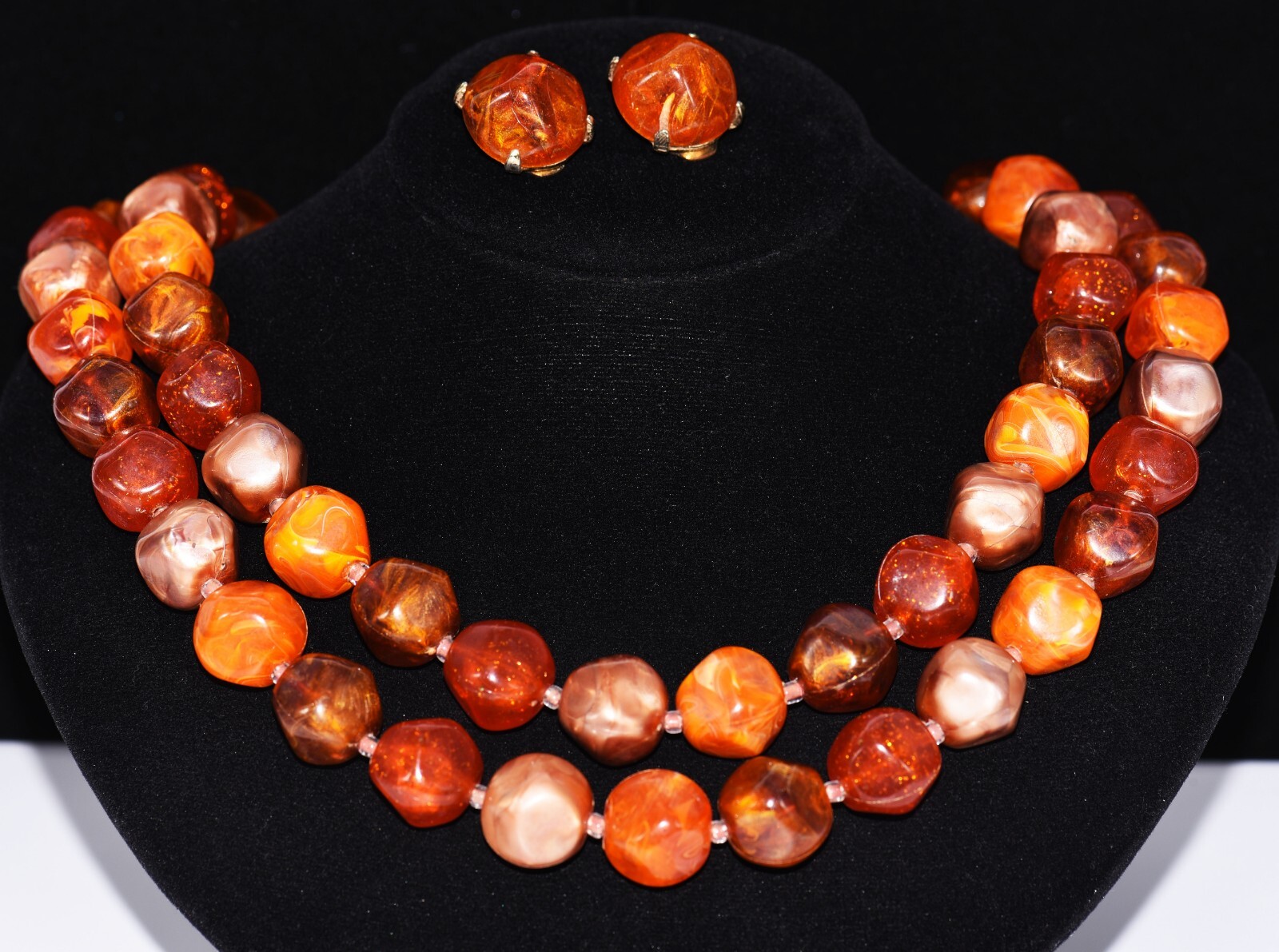 ZENTALL Chunky MARBLEIZED Shades of ORANGE Beaded NECKLACE and EARRING SET