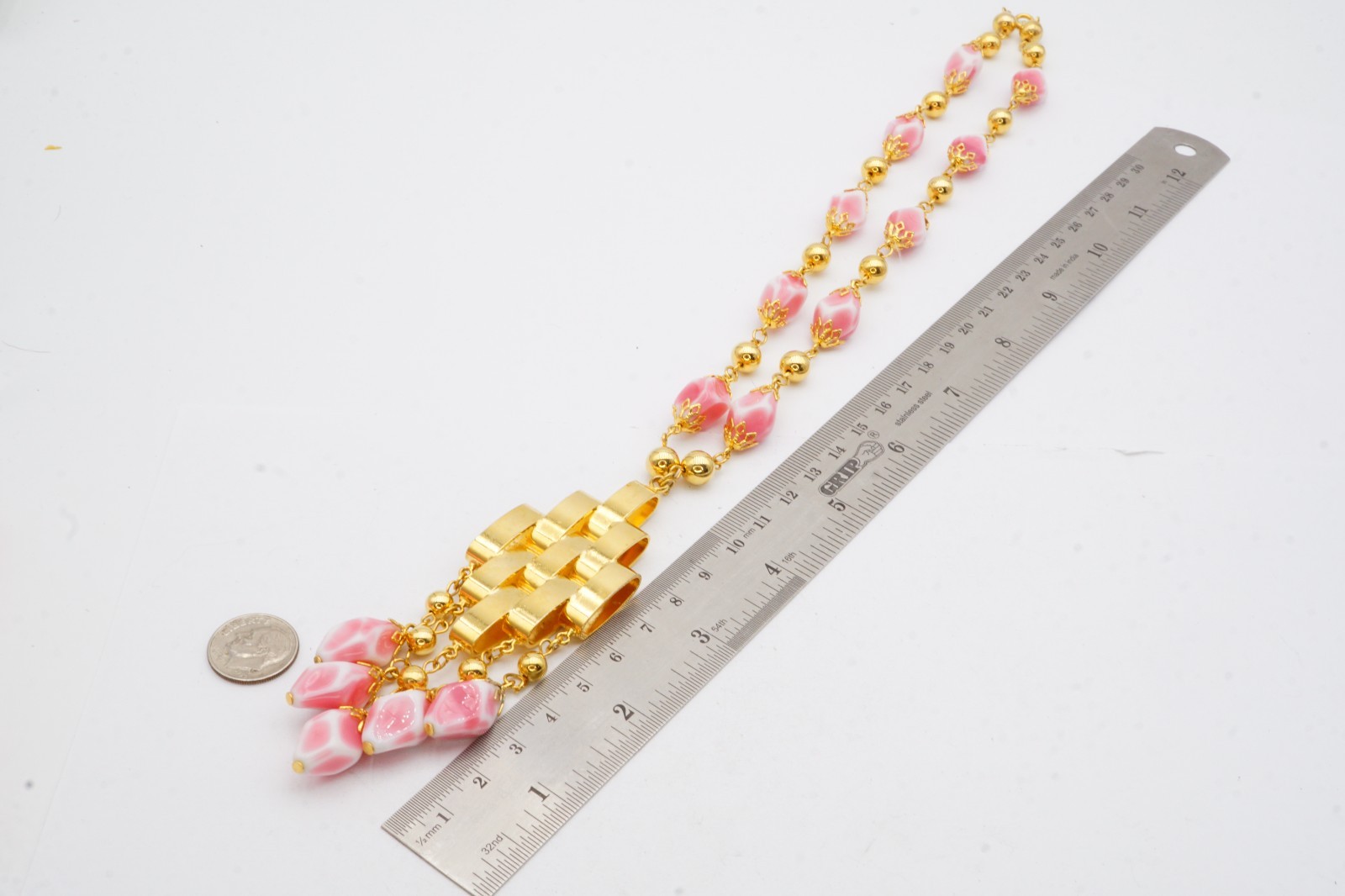 Vintage Necklace Gold Tone Pink Stone 22″