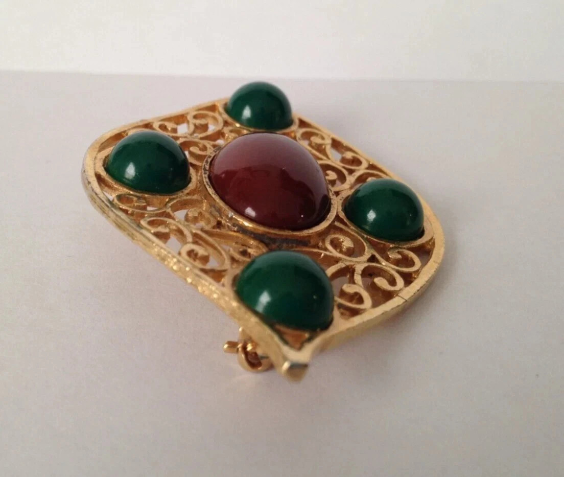 Vintage CORO Signed Red Green Cabochon Gold Tone Brooch Pin