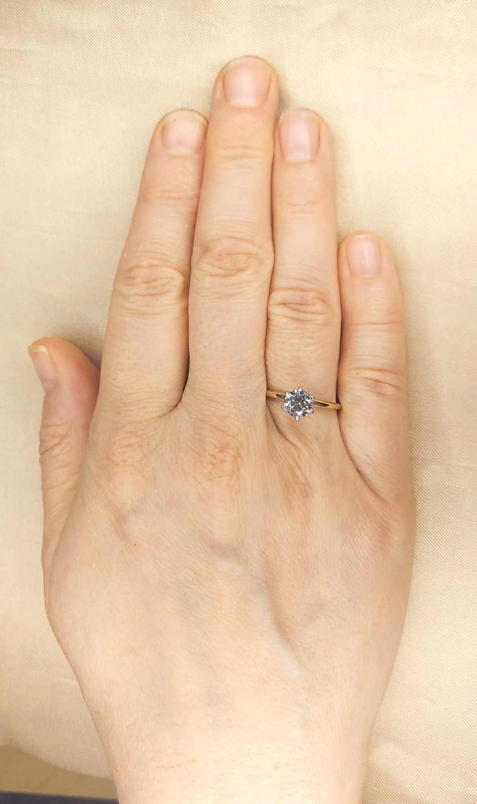 Estate ring 14K Gold Vintage Ring, Size 8 1.03 carat certified diamond.