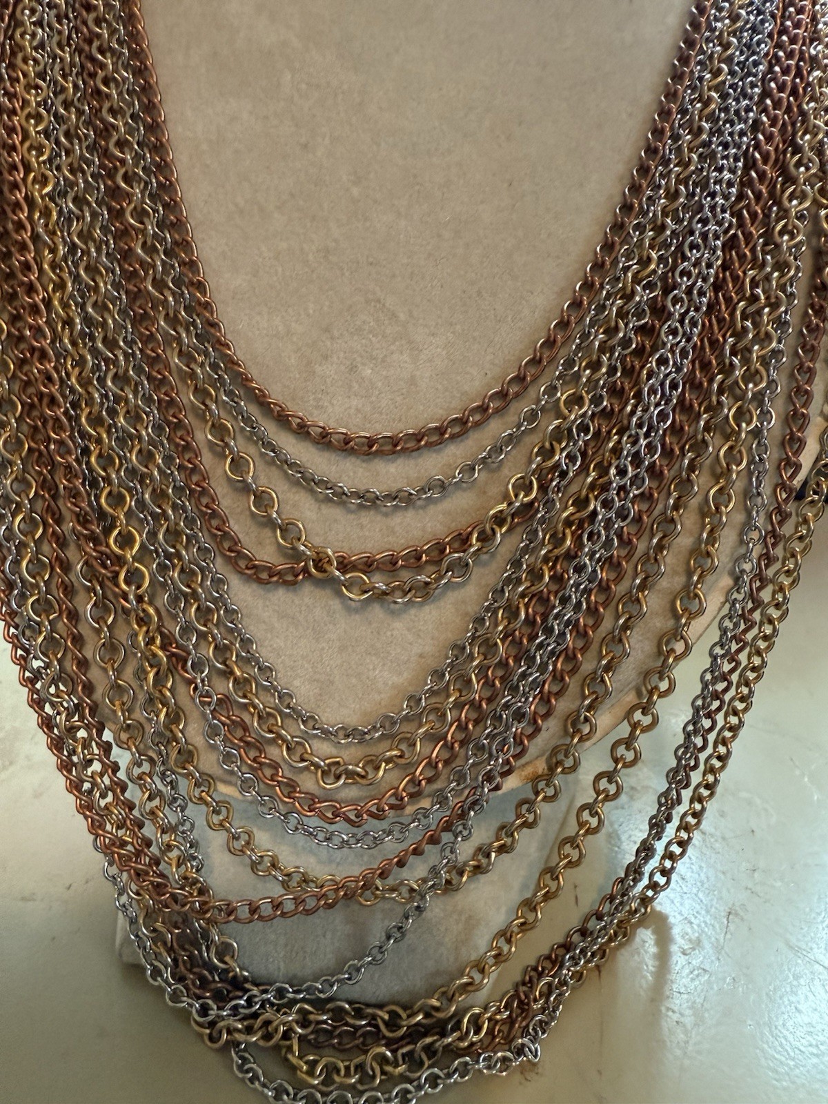 VTG 16-26” Tri-tone GOLD PLATED MULTI-STRAND Draping NECKLACE – COSTUME JEWELRY