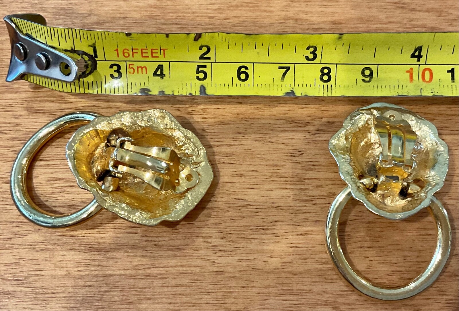 VTG KENNETH J LANE LION 2.5”PENDANT 24” NECKLACE WITH LION DOORKNOCKER EARRINGS