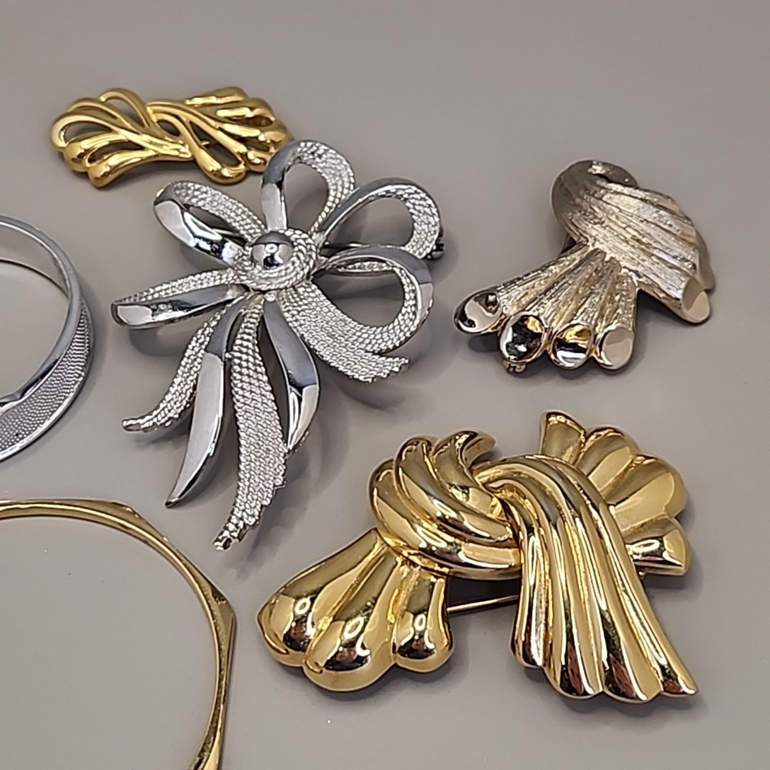 Vintage Monet Brooch Bracelet Lot of 6 Ribbons Hinged Bangle