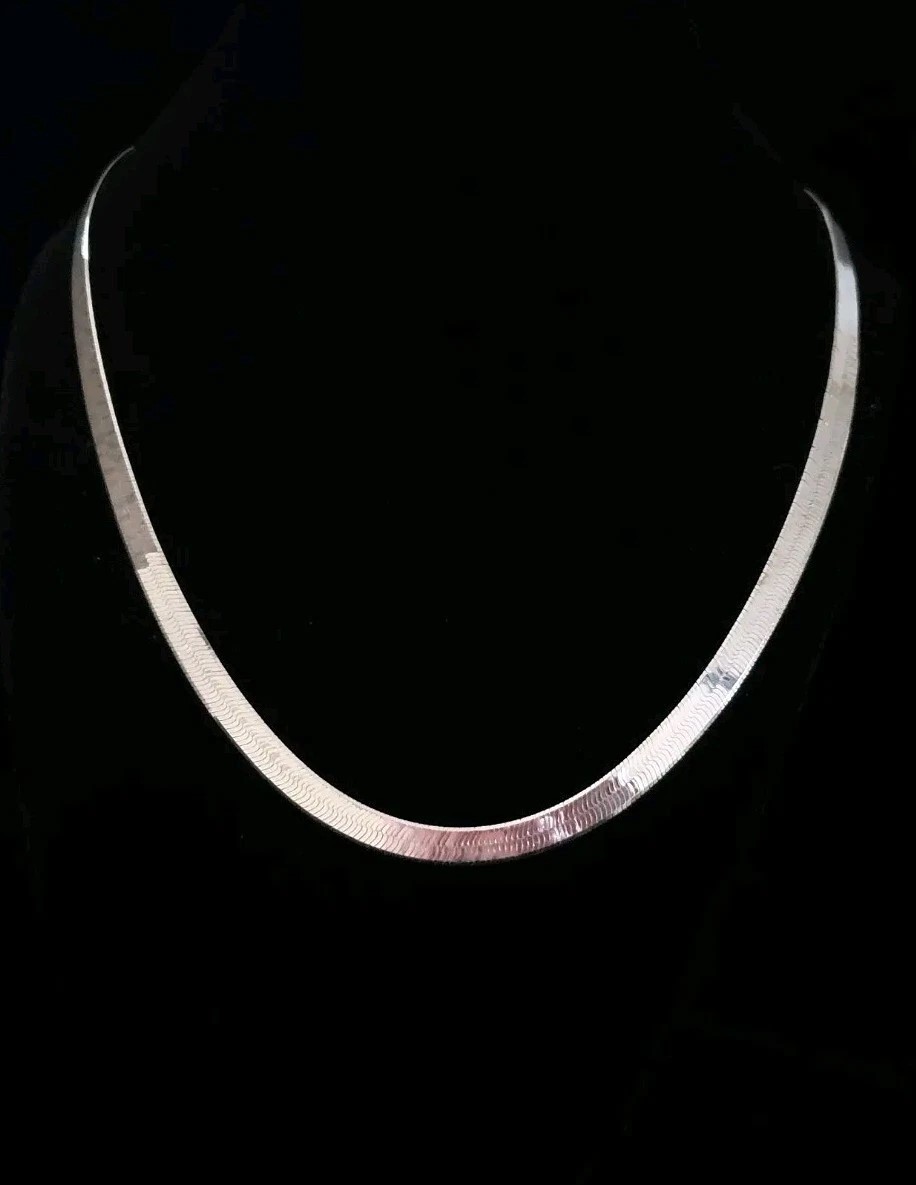 Vintage Italy 925 Sterling Silver Long Herringbone Chain Necklace 20″ X 1/4″