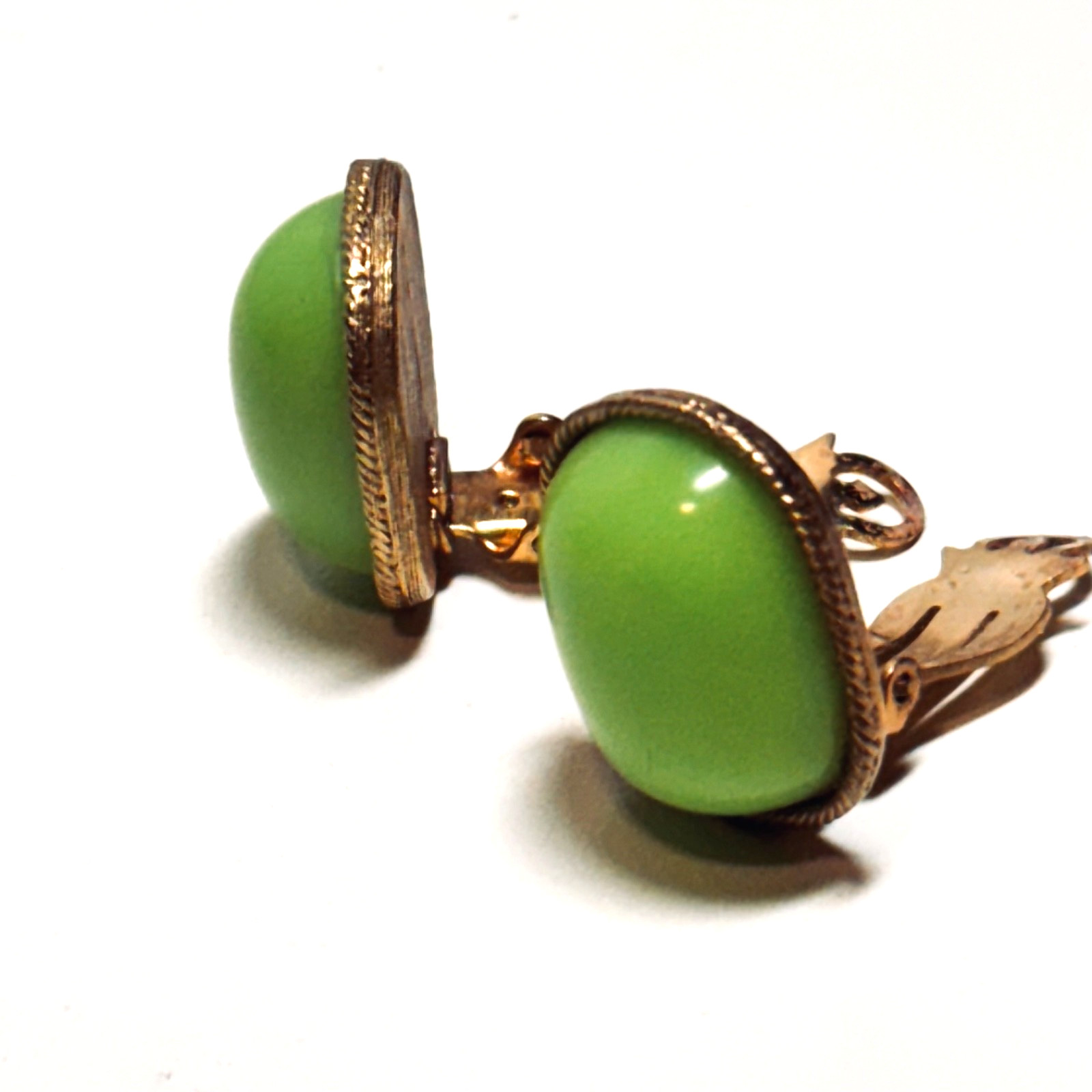 MARVELLA earrings lime green cabochon block ovals goldtone metal clip on vintage