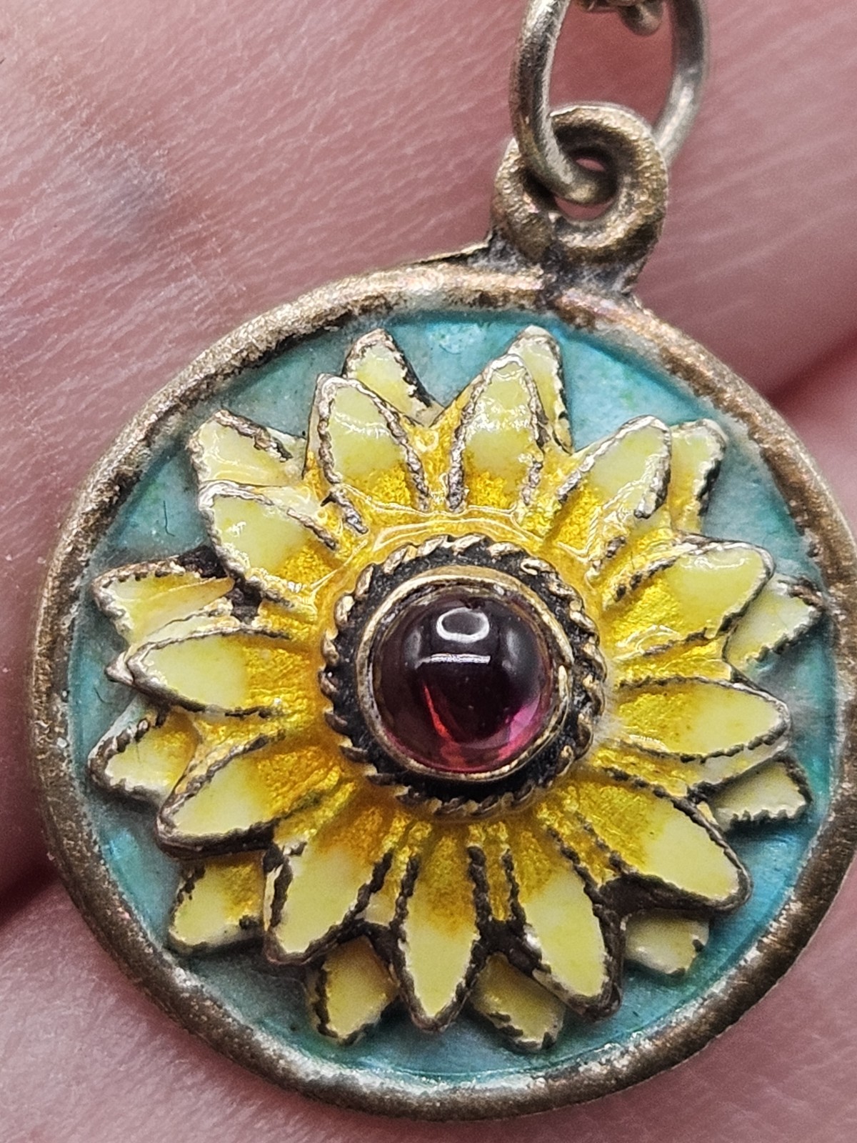 Vintage Sterling Silver Gold Finish Enamel Sunflower Garnet Pendant Necklace 20″