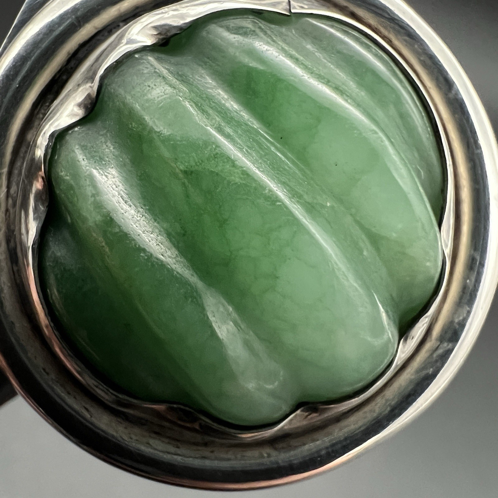 Vintage Carved Green Jade Modernist Sterling Silver Choker Collar Necklace 44g
