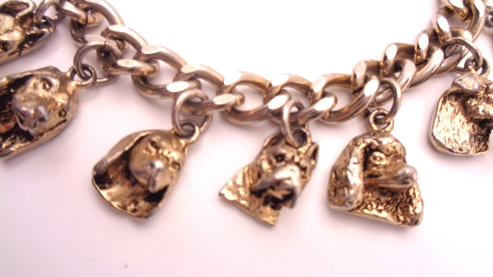 Vintage Super Fun Oval Chain Link Charm Bracelet 14 Different Dog Head Charms