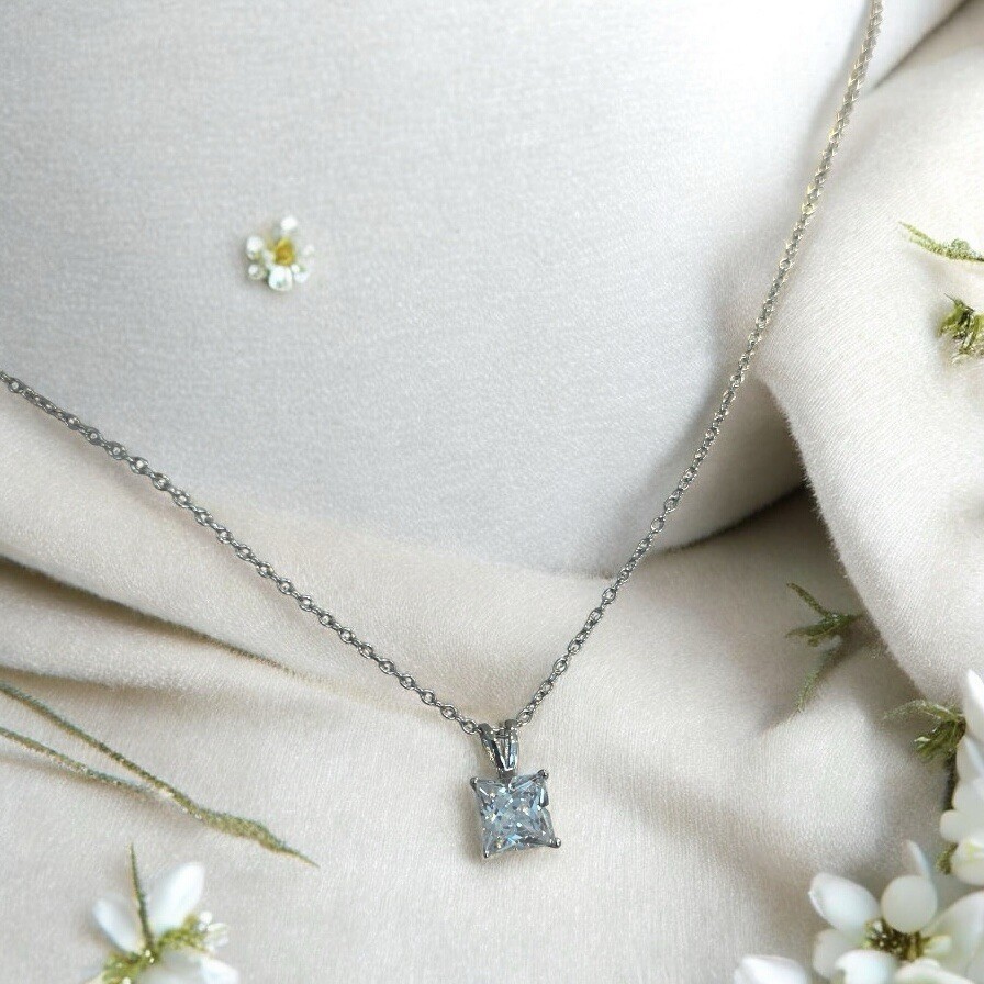 925 Sterling Silver Princess Cut CZ Solitaire Pendant Necklace 18″ 1ct 6mm Italy
