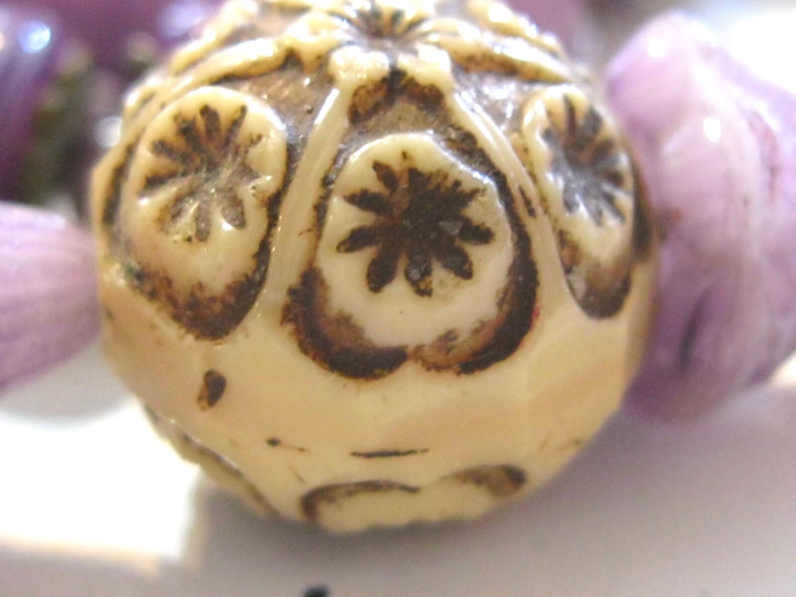NEIGER BROS ANTIQUE ART DECO CZECH GLASS BEAD NECKLACE RARE PURPLE TAN FLORAL
