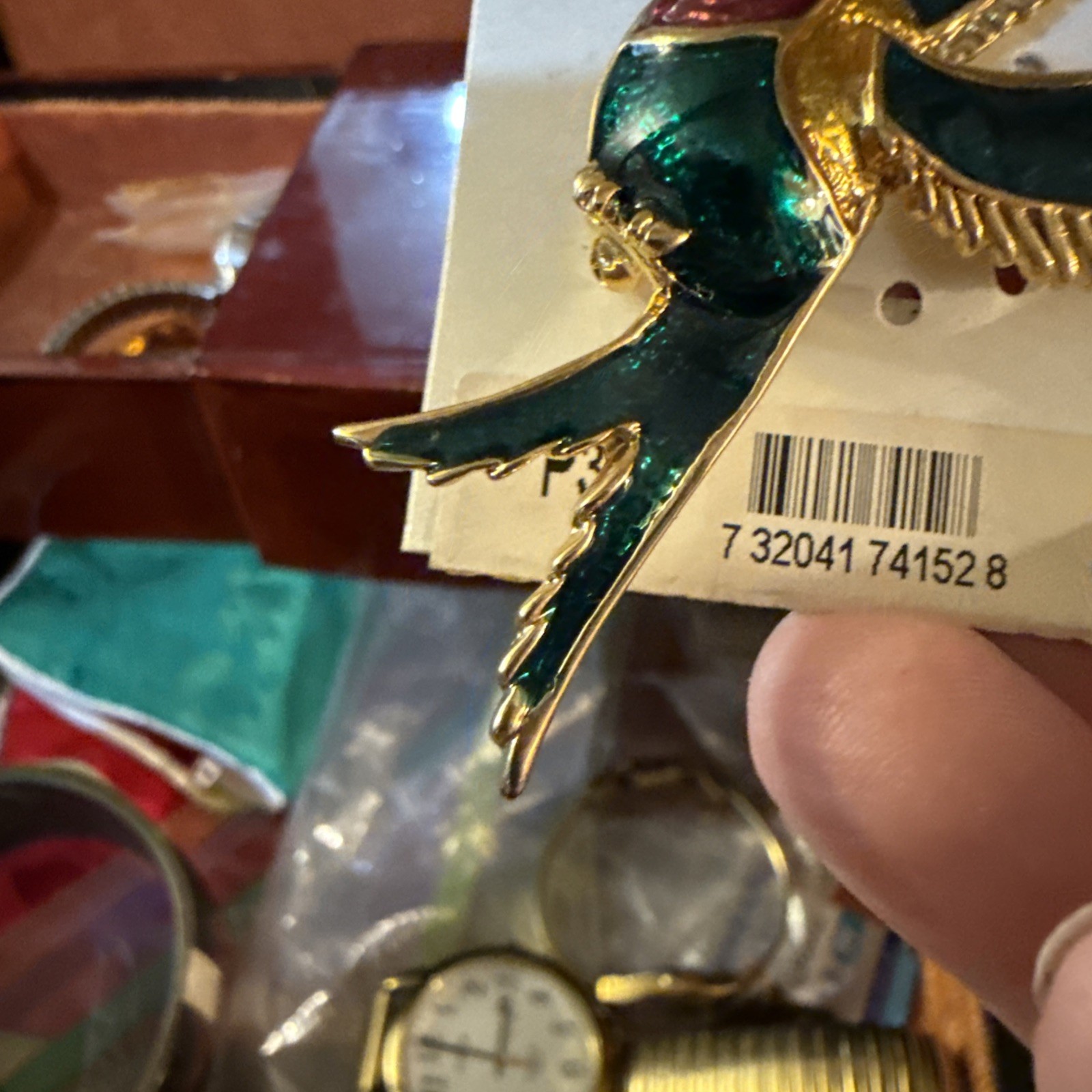 VTG Women’s White Stag Multi Color Enamel Hummingbird Broach Pin Fashion Jewelry