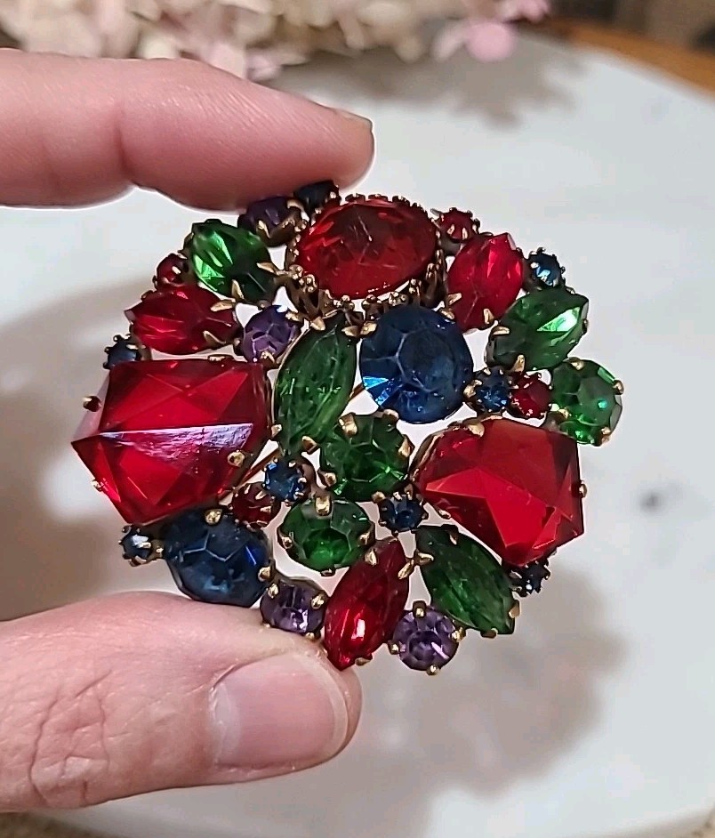 Vintage WEISS Green Red Multi Rhinestones Gold Tone Brooch Signed Estate Costume