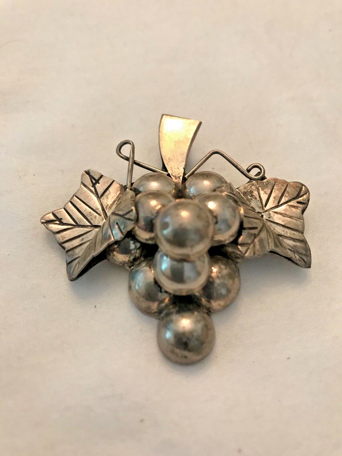 Vintage Sterling Silver Bunch Of Grapes Leaves Pin Brooch Pendant