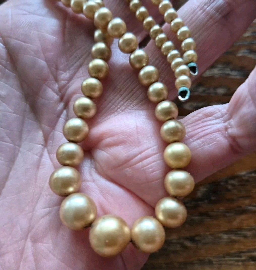 Vintage GOLD Faux Pearl Necklace graduated by size 15″ NEEDS CLASP