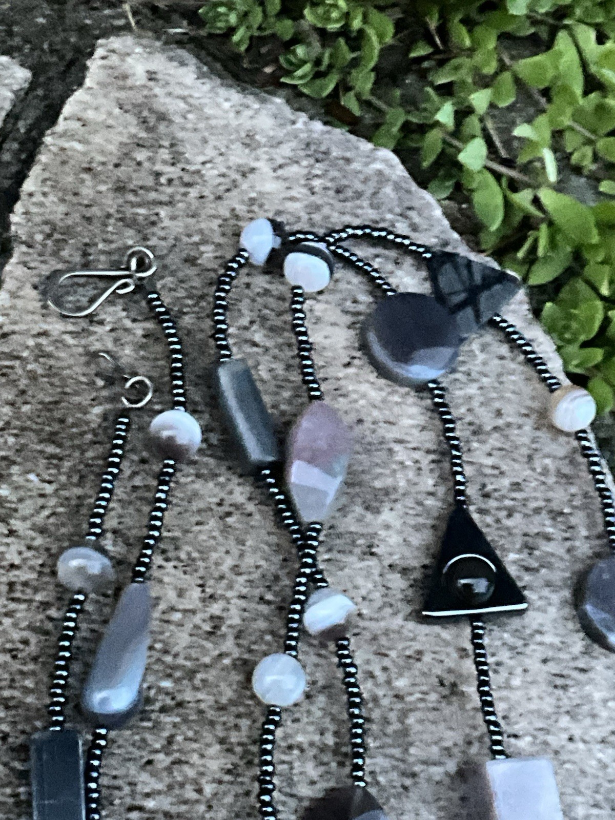 Vintage Gray Black Stone Modernist Bead Necklace Jewelry
