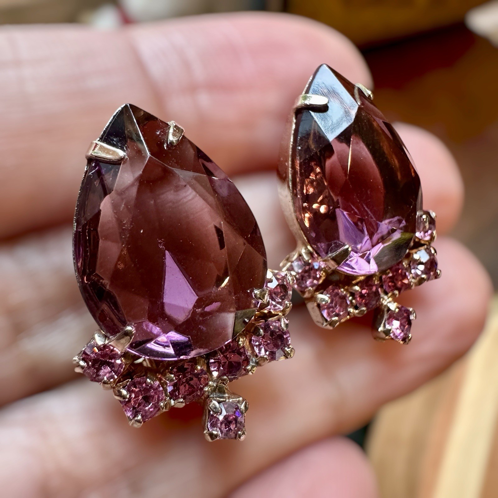 Vintage 1950s Clip Earrings 1 Inch Purple Pink Glass Rhinestones Gold Plated