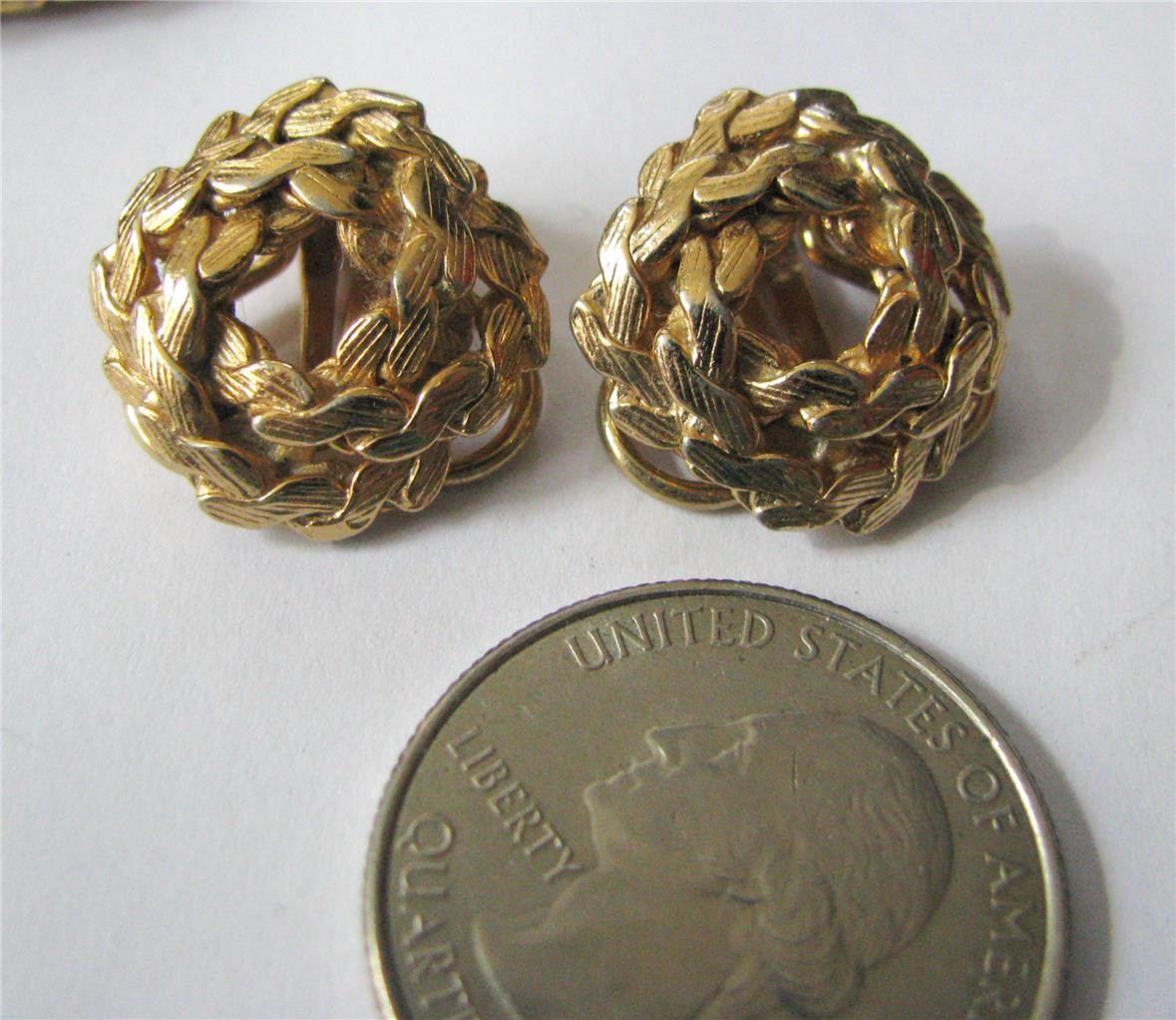 Vtg Napier Circle Brooch Pin Earrings Set Gold Flat Chain Braid Demi Parure