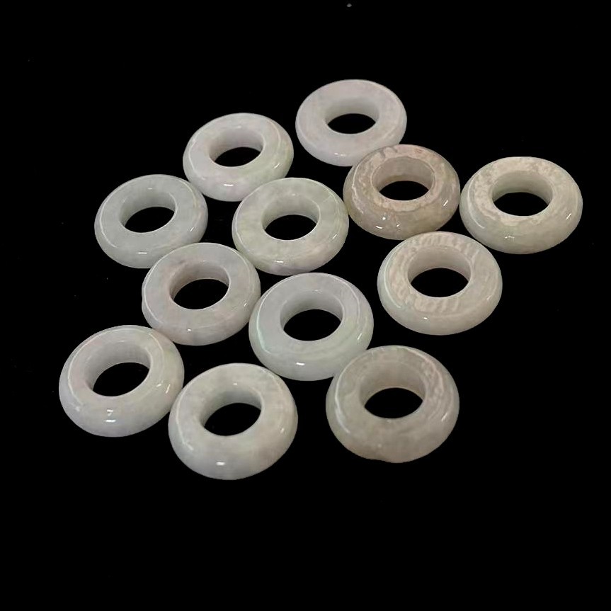 12 pcs Natural Green Jade Jadeite Ring Pendants, Diameter 15 mm. Free Necklace