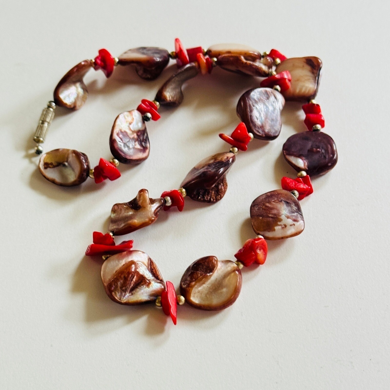 VTG BOHO chunky Coral Abalone Shell Natural Necklace Collar Genuine Beads 17″L