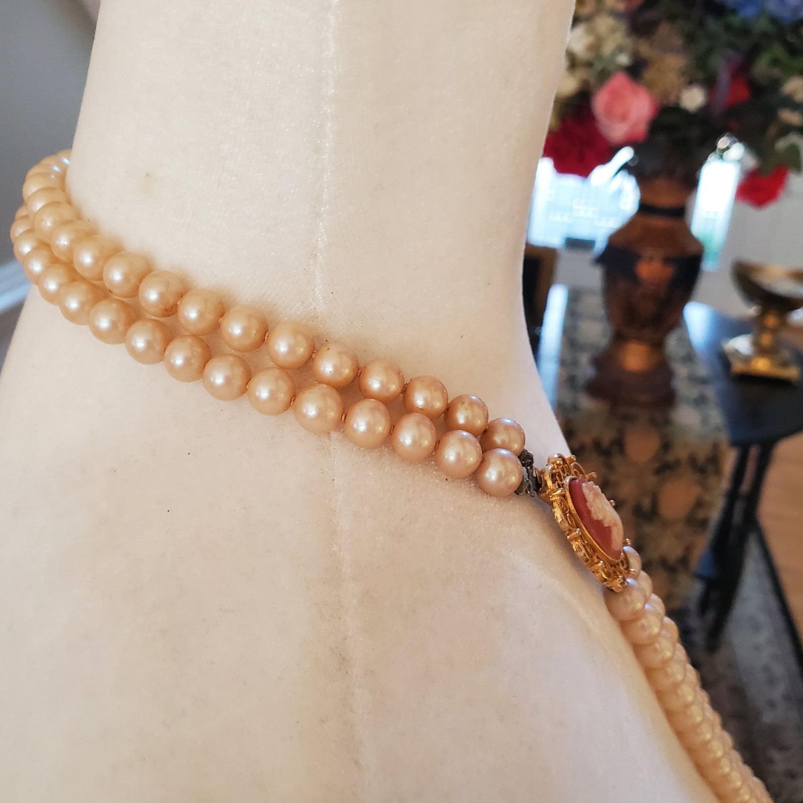 Cameo Dbl Pearl Strand Necklace 27″ Insert Clasp Carved Filigree Hand Knotted