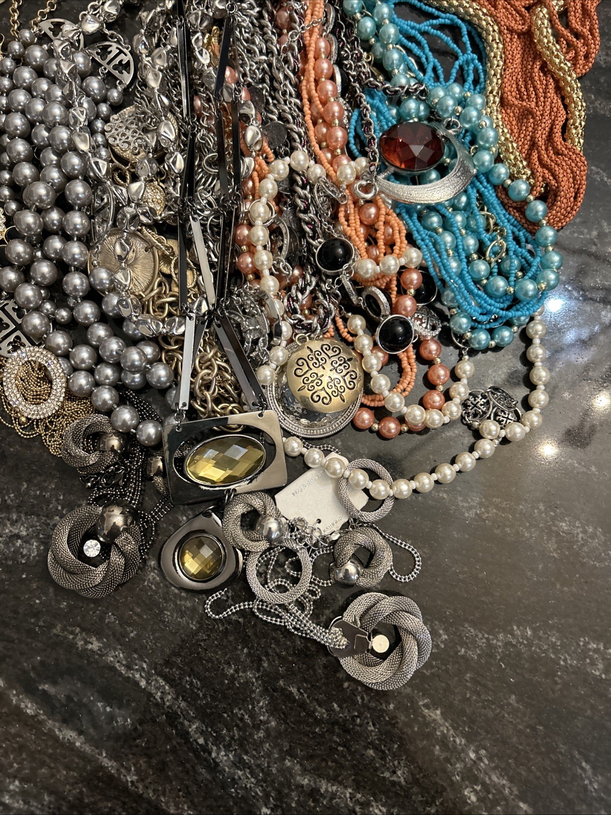17 Piece Vintage To Modern FASHION JEWELRY Lot All Wearable!! #6