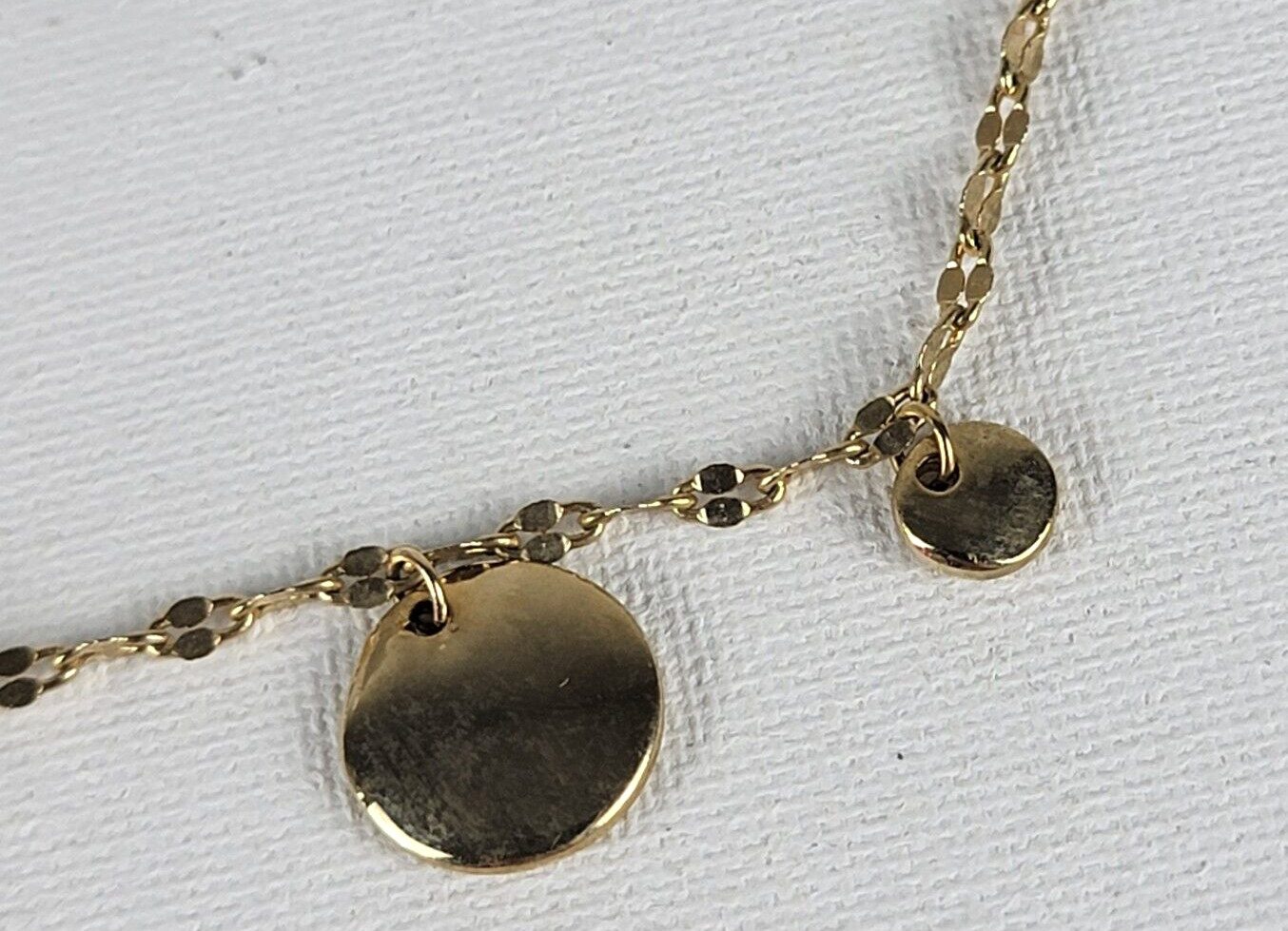 Vintage 18K Gold Plated Circle Charm Station Necklace 16″ Spring Ring Clasp