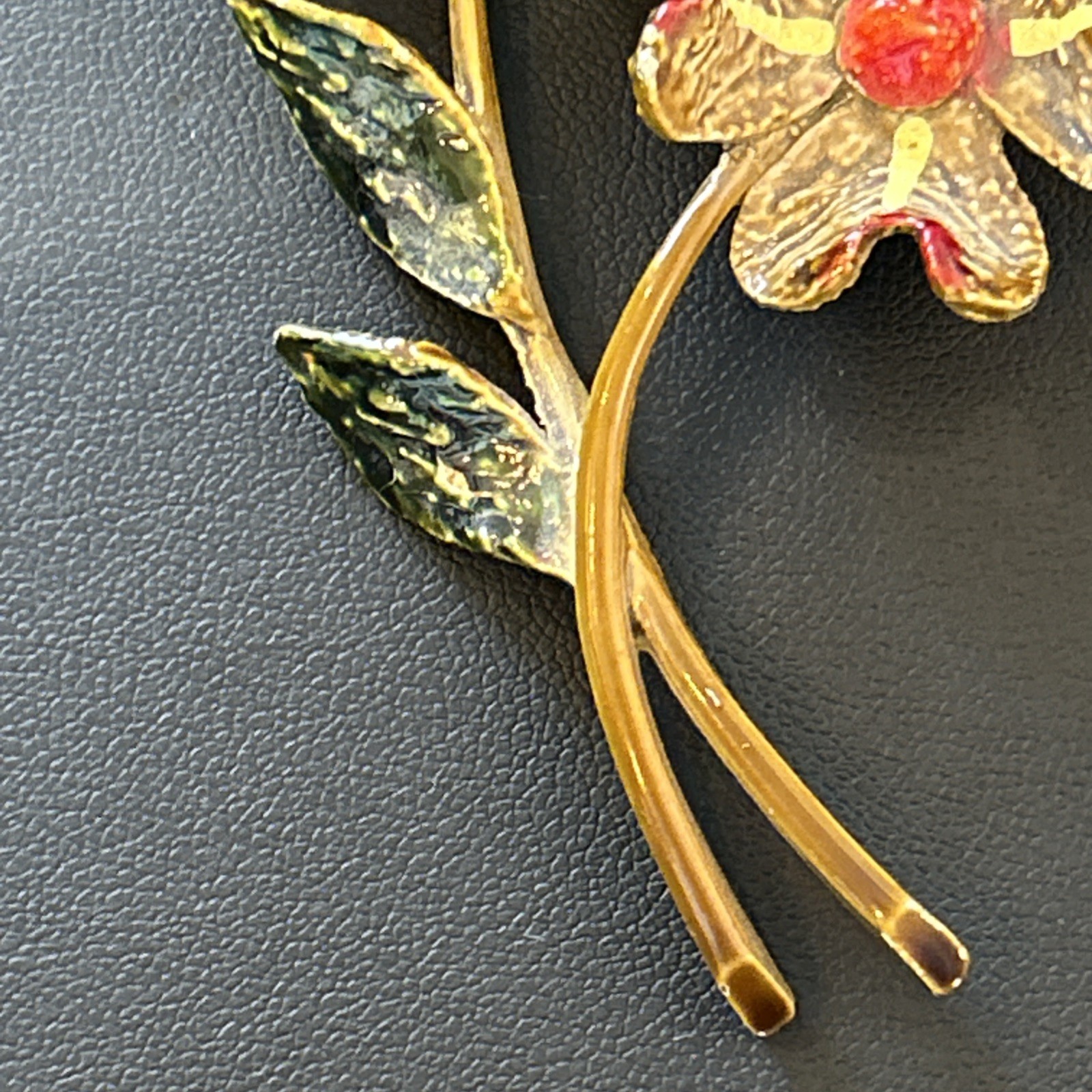 Vintage ART Arthur Pepper Brooch Flower Pin LARGE Unique Enamel Finish Gold Tone