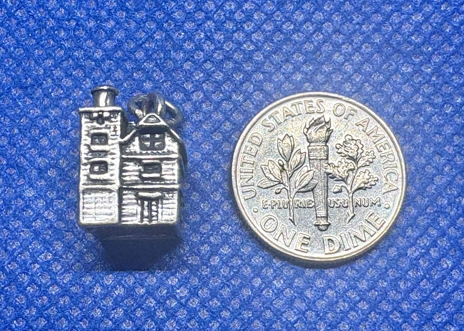 K74 Fire Station Brick House Charm 925 Sterling Silver 1970s 4.18 grams
