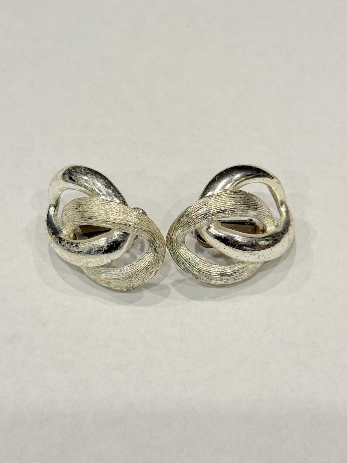 Vintage NAPIER Signed Shiny Silver Tone Adjustable Clip on Earrings